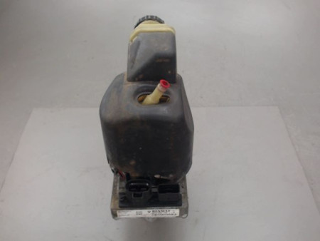 POMPE DIRECTION ASSISTEE RENAULT LAGUNA