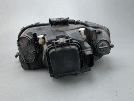 PHARE DROIT AUDI A3