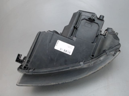 PHARE DROIT AUDI A3