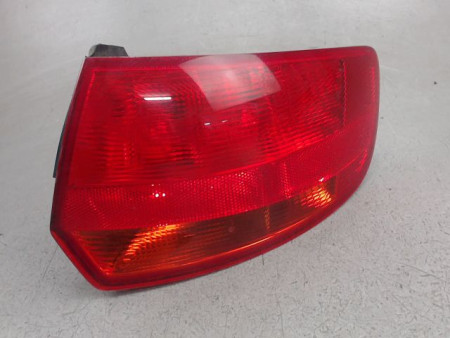 FEU ARRIERE DROIT AUDI A3