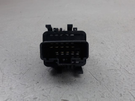 COMMANDE LEVE-GLACE PORTE AVG RENAULT CLIO
