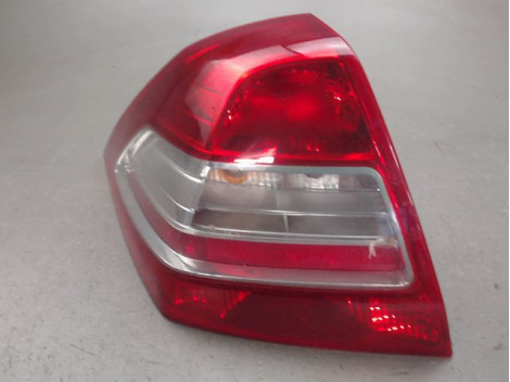 FEU ARRIERE GAUCHE  RENAULT MEGANE
