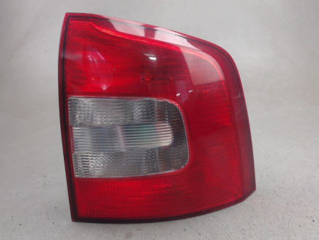 FEU ARRIERE DROIT SKODA OCTAVIA