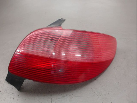 FEU ARRIERE DROIT PEUGEOT 206