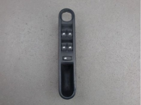 COMMANDE LEVE-GLACE PORTE AVG RENAULT ESPACE