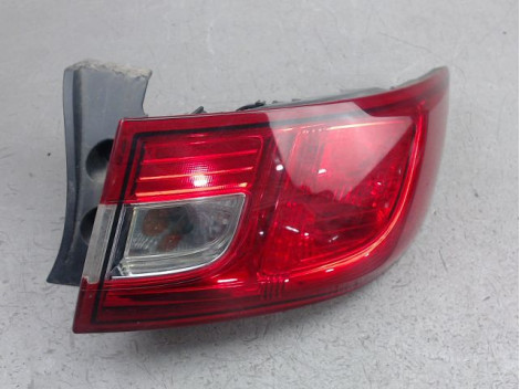 FEU ARRIERE DROIT RENAULT CLIO