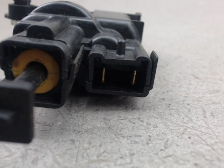 ACTIONNEUR TRAPPE CARBURANT RENAULT CLIO