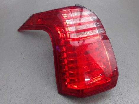 FEU ARRIERE GAUCHE  PEUGEOT 5008