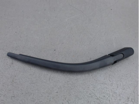 BRAS ESSUIE-GLACE ARRIERE TOYOTA AYGO