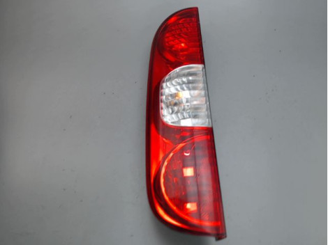 FEU ARRIERE GAUCHE  FIAT DOBLO