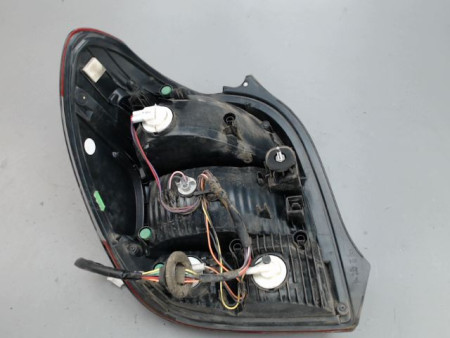 FEU ARRIERE DROIT PEUGEOT 108