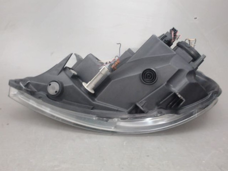 PHARE DROIT RENAULT TRAFIC