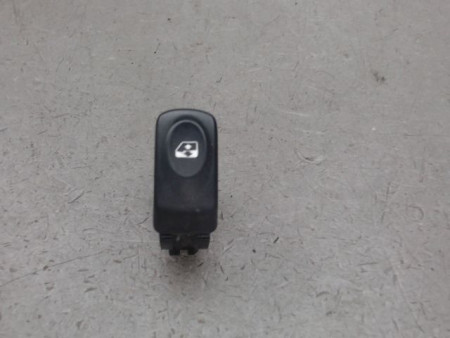 COMMANDE LEVE-GLACE PORTE AVD RENAULT KANGOO
