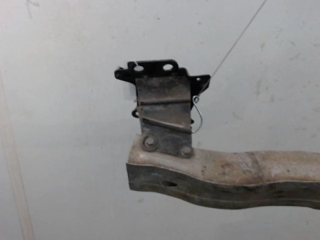 RENFORT PARE-CHOC AVANT AUDI A3