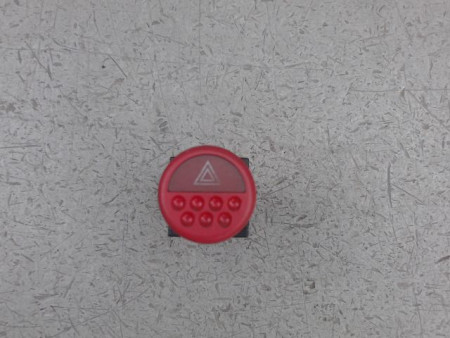 BOUTON DE WARNING PEUGEOT 106
