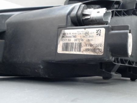 PHARE DROIT PEUGEOT 206