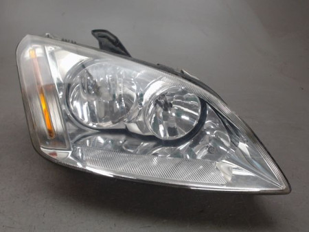 PHARE DROIT FORD FOCUS