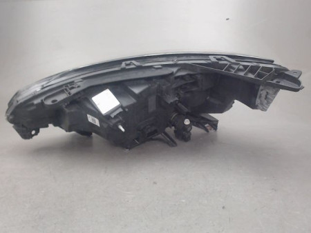 PHARE DROIT RENAULT CLIO