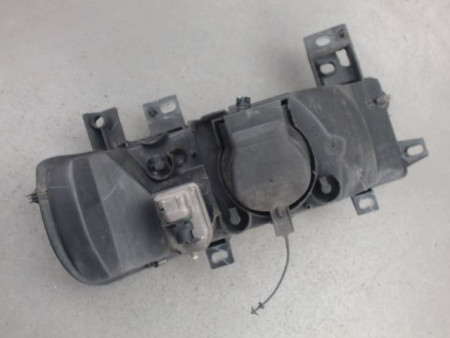 PHARE DROIT RENAULT MASTER