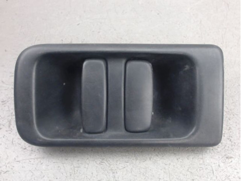POIGNEE EXTERIEURE PORTE BATTANTE DROIT RENAULT MASTER