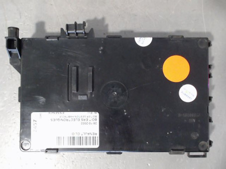 BOITIER GESTION HABITACLE RENAULT CLIO