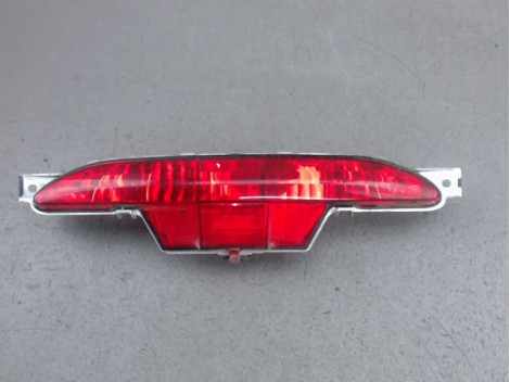 FEU BROUILLARD CENTRAL ARRIERE PEUGEOT 208