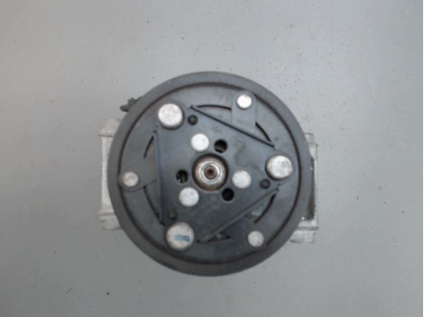 COMPRESSEUR AIR CONDITIONNE RENAULT CLIO