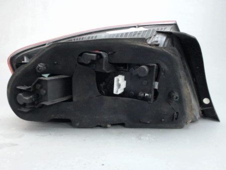 FEU ARRIERE DROIT PEUGEOT 407