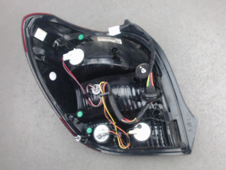 FEU ARRIERE DROIT PEUGEOT 108