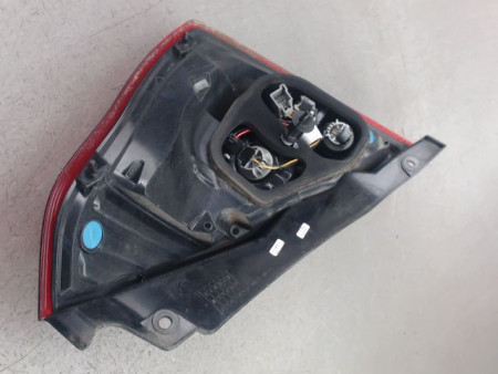 FEU ARRIERE GAUCHE  FORD FIESTA