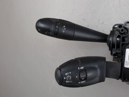 BLOC COMMODOS PEUGEOT 5008