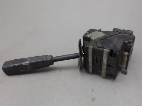 COMMANDE CLIGNOTANT RENAULT B80