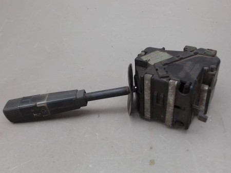 COMMANDE CLIGNOTANT RENAULT B80
