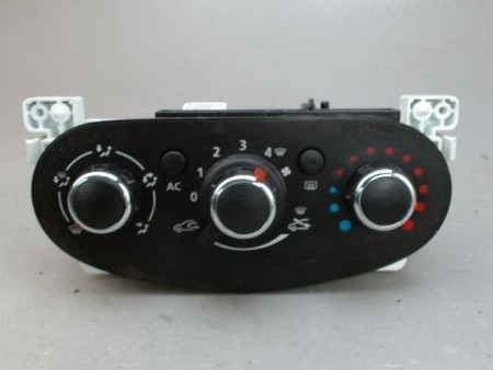 COMMANDE DE CHAUFFAGE DACIA SANDERO