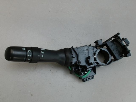 COMMANDE CLIGNOTANT TOYOTA AYGO