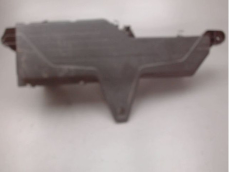BOITIER FILTRE A AIR B.M.W. SERIE 1