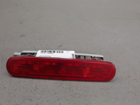 FEUX STOP SUPPLEMENTAIRE OPEL COMBO