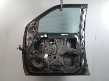 PORTE AVANT DROIT NISSAN PATHFIND.