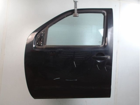 PORTE AVANT GAUCHE NISSAN PATHFIND.