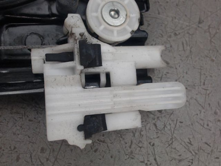 MECANISME LEVE-GLACE AVANT GAUCHE FIAT 500