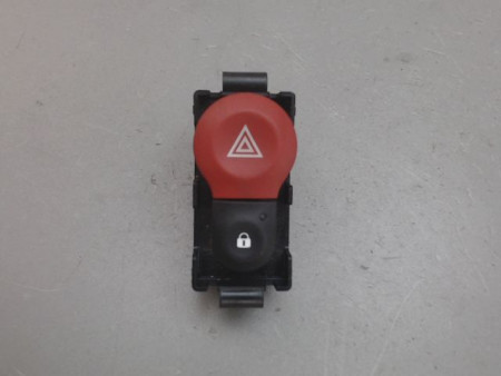 BOUTON DE WARNING RENAULT KANGOO