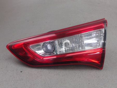 FEU ARRIERE INTERIEUR DROIT TOYOTA YARIS