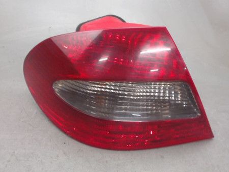 FEU ARRIERE GAUCHE  MERCEDES CLK