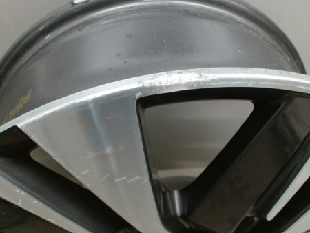 JANTE ALUMINIUM PEUGEOT 2008