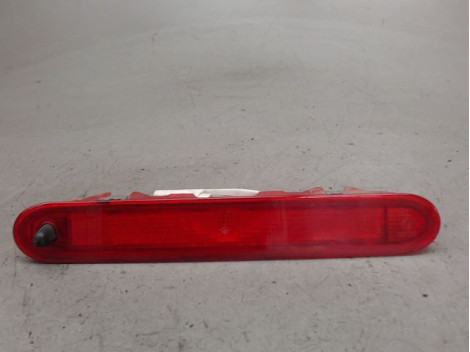 FEUX STOP SUPPLEMENTAIRE RENAULT KANGOO