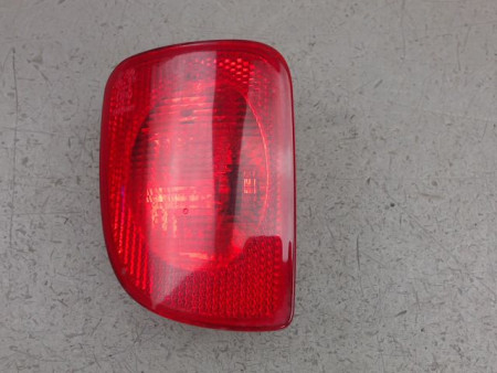 FEU DE PARE-CHOC ARRIERE GAUCHE RENAULT KANGOO