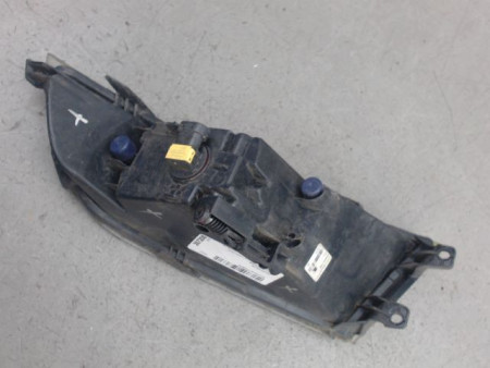 PHARE ANTIBROUILLARD AVANT DROIT SKODA FABIA
