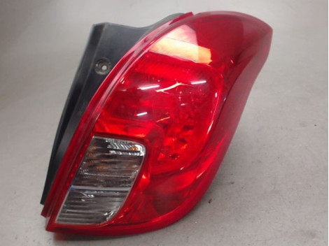 FEU ARRIERE DROIT OPEL MOKKA