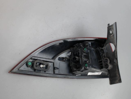FEU ARRIERE DROIT RENAULT CLIO
