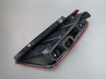 FEU ARRIERE GAUCHE  FIAT PUNTO
